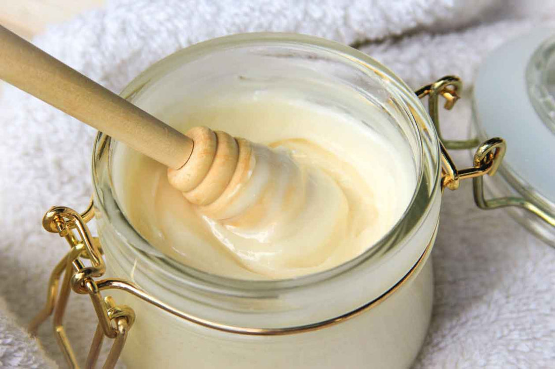 Krémovaný Repkový Med: Jemnosť A Energia Pre Každé Ráno